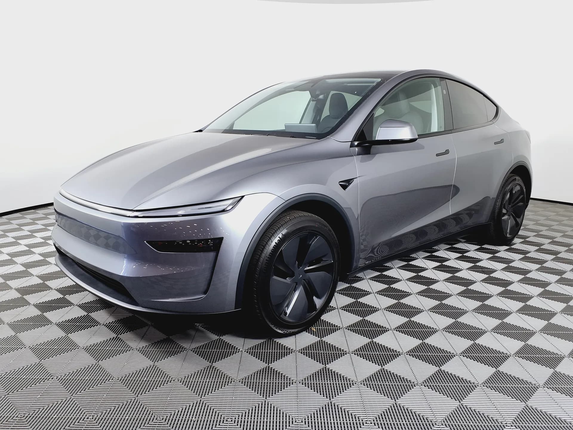 Tesla Model Y (2026 Facelift)